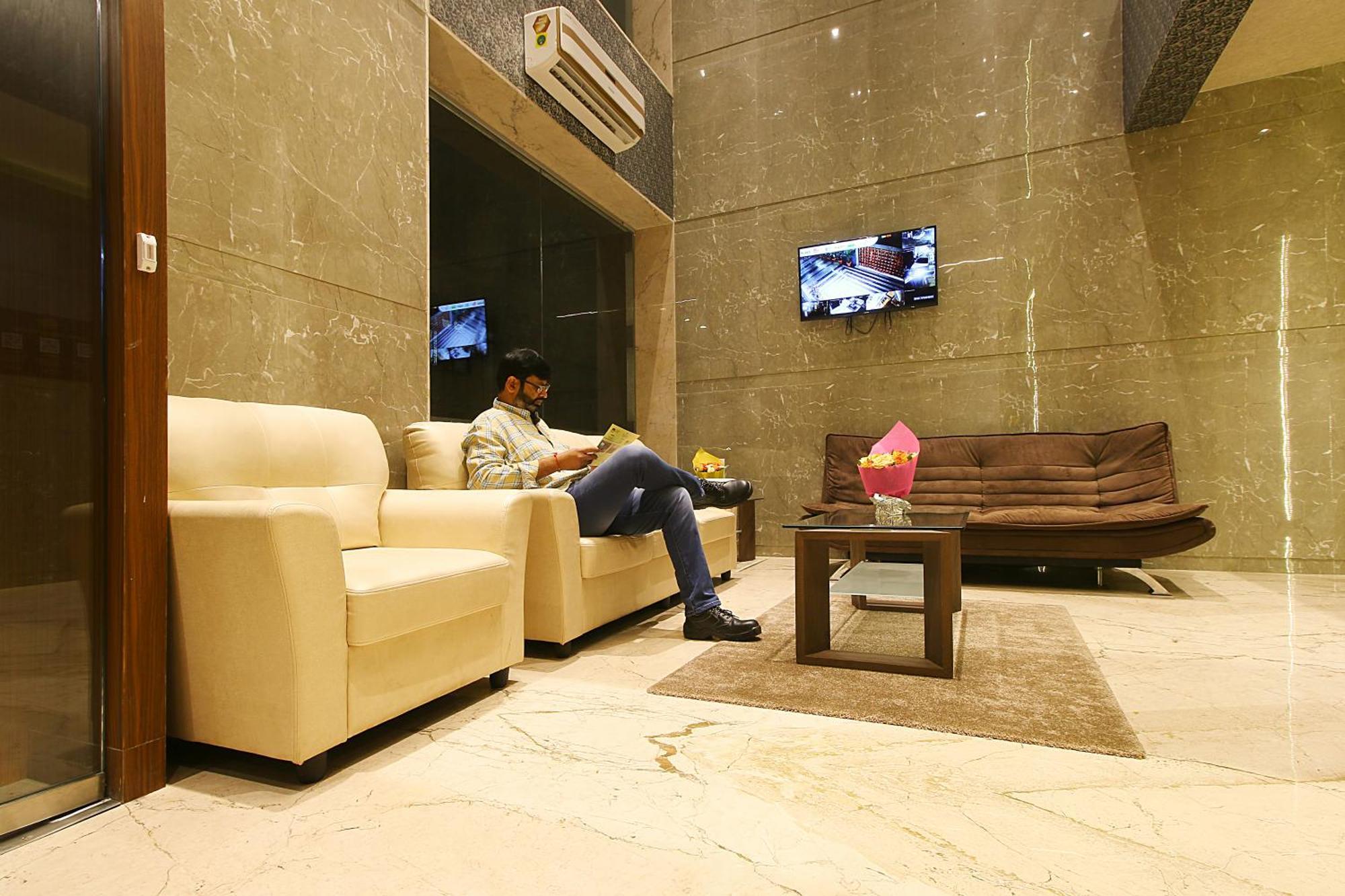 Mumbai House Luxury Apartments Santacruz East, Mumbai Exterior foto