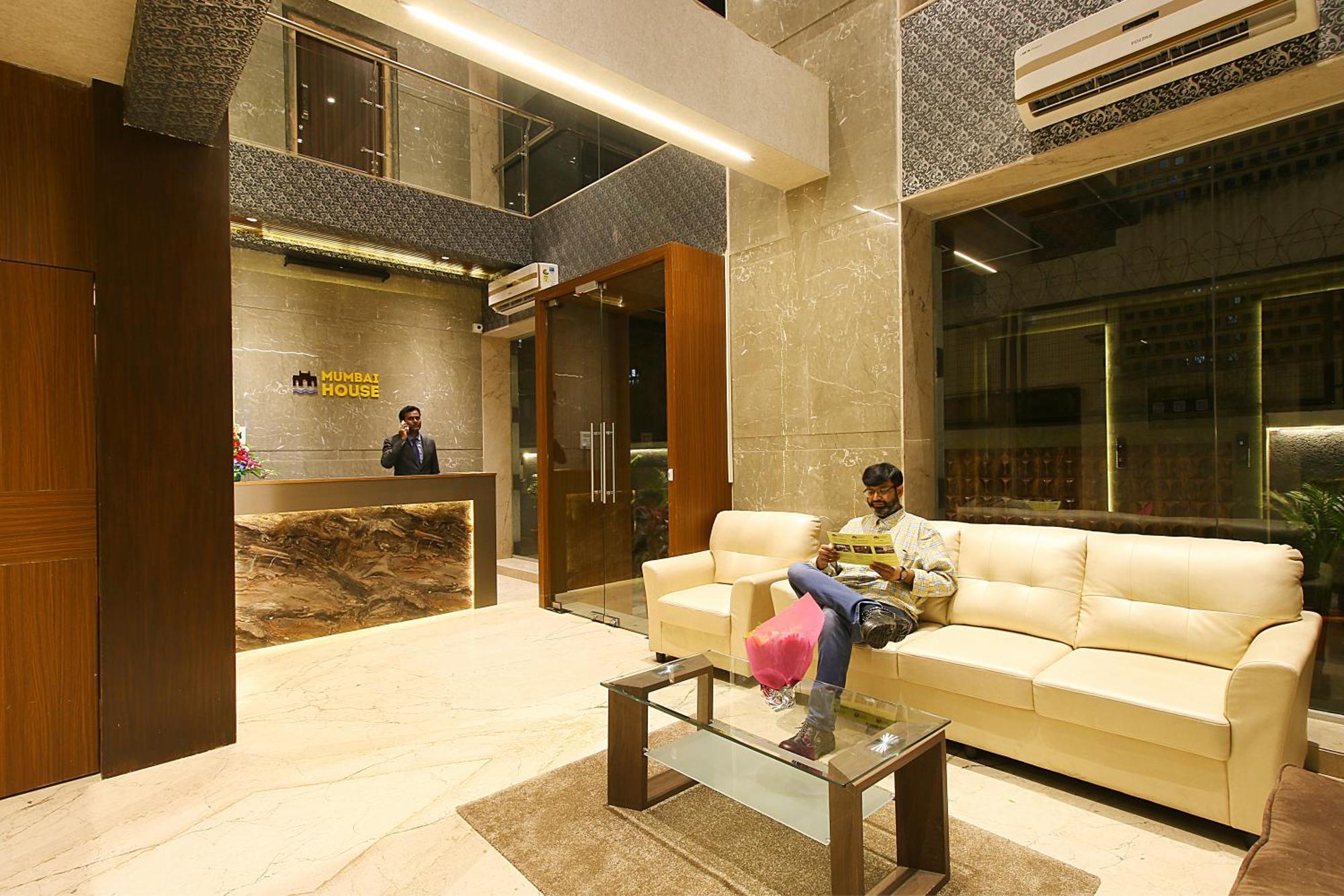 Mumbai House Luxury Apartments Santacruz East, Mumbai Exterior foto