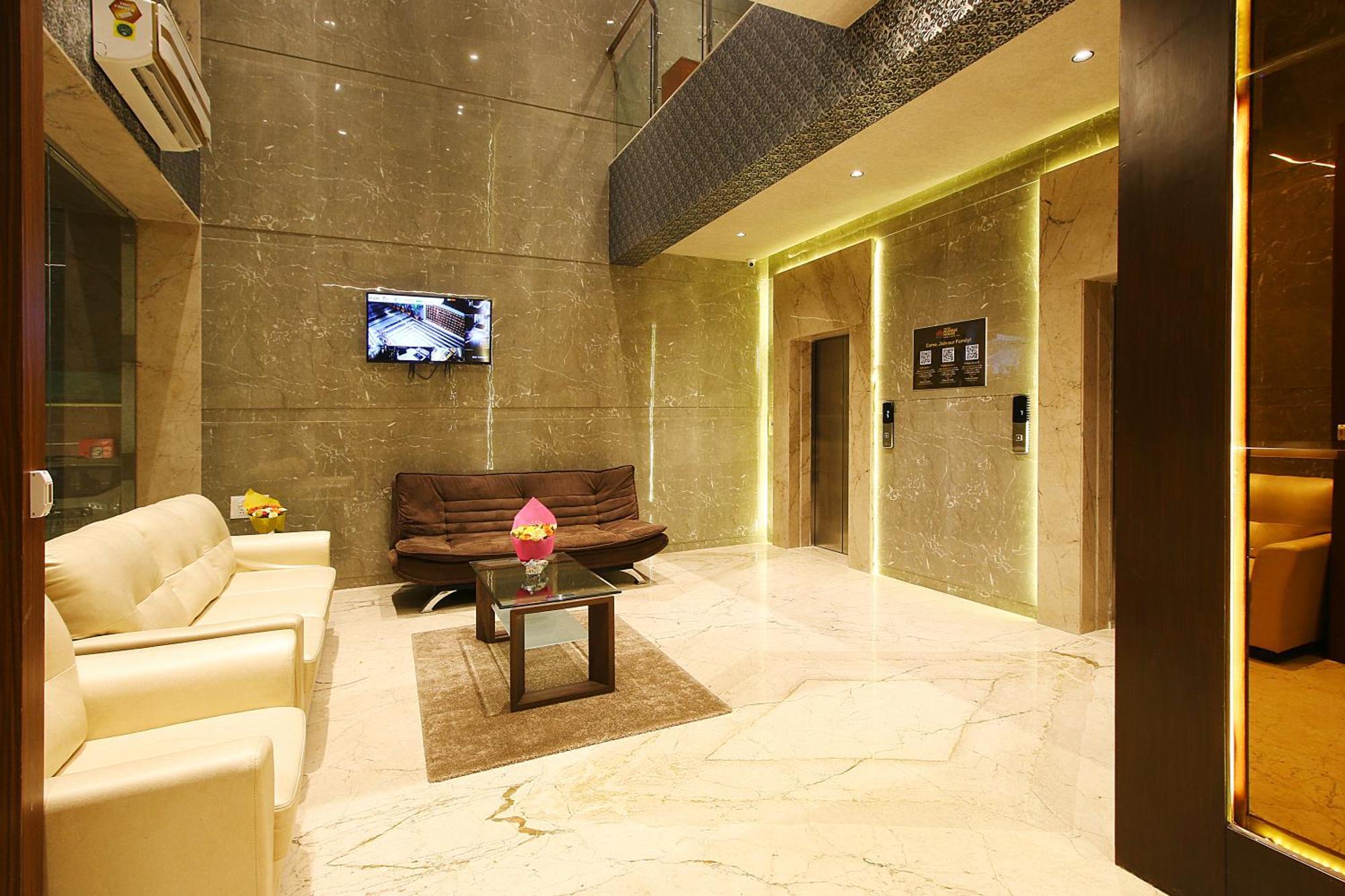 Mumbai House Luxury Apartments Santacruz East, Mumbai Exterior foto