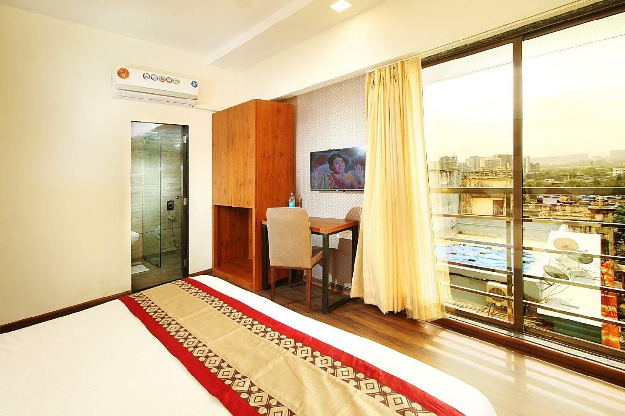 Mumbai House Luxury Apartments Santacruz East, Mumbai Exterior foto